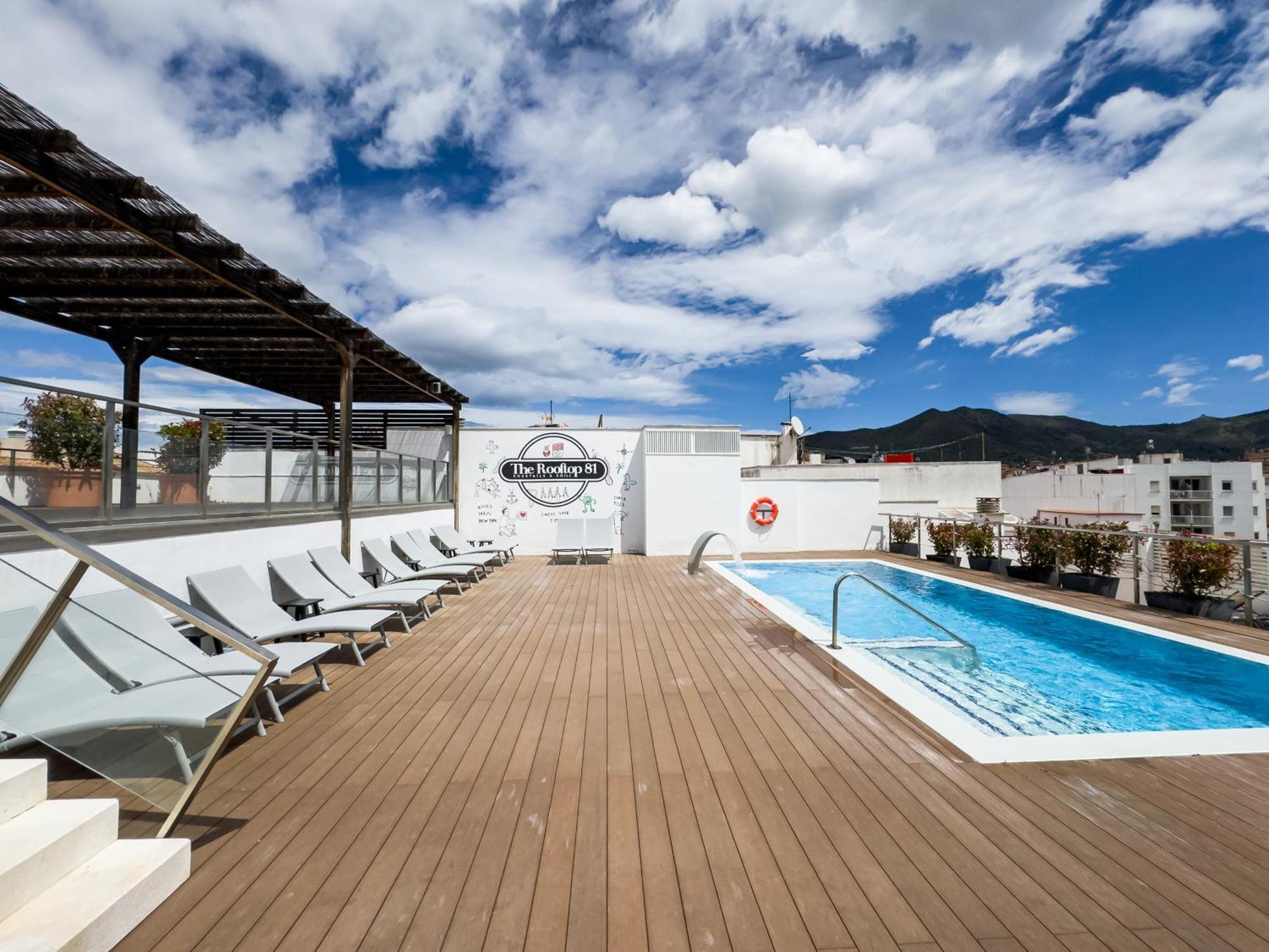 Hotel Marina Roses Luaran gambar