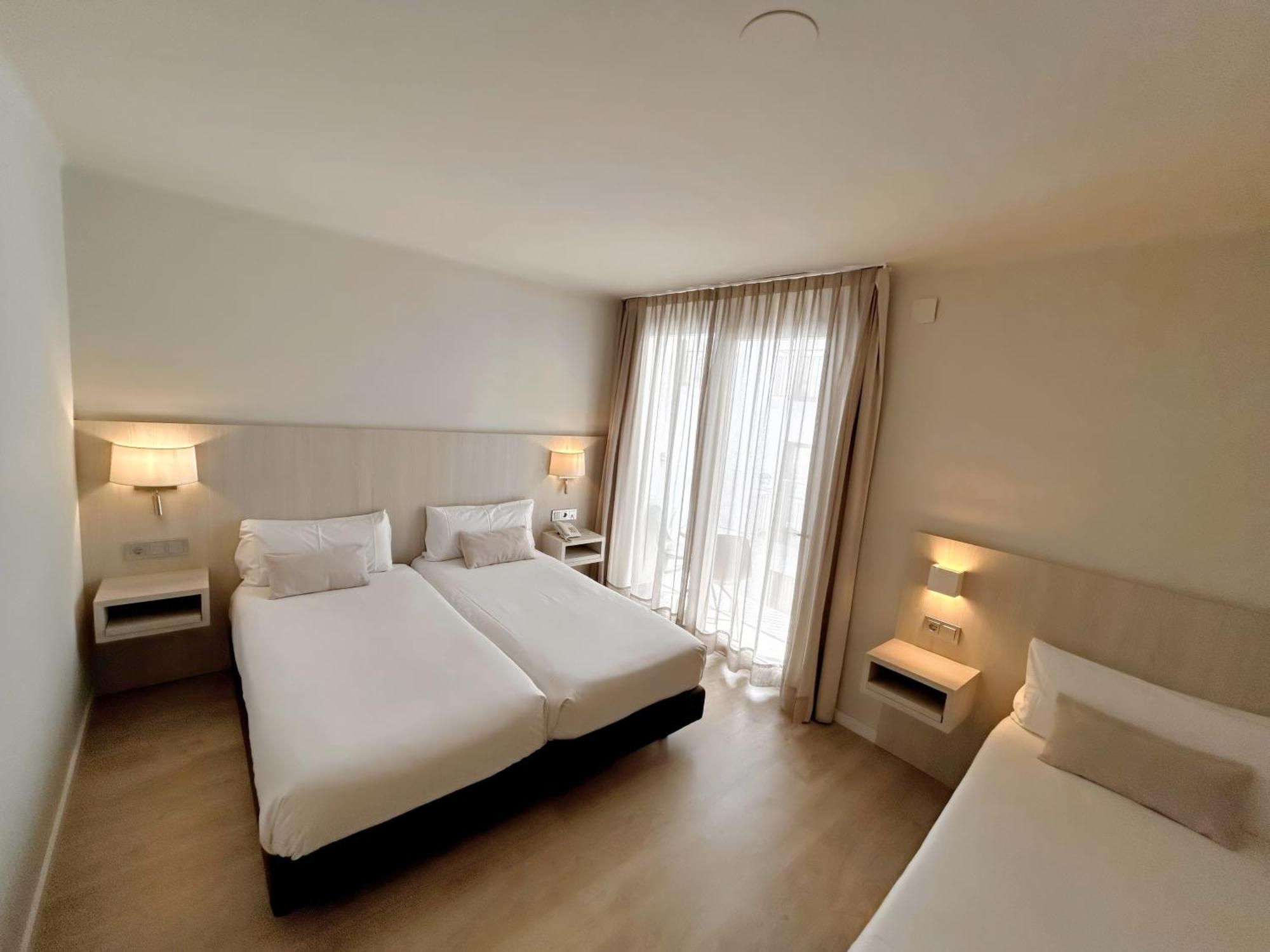 Hotel Marina Roses Luaran gambar