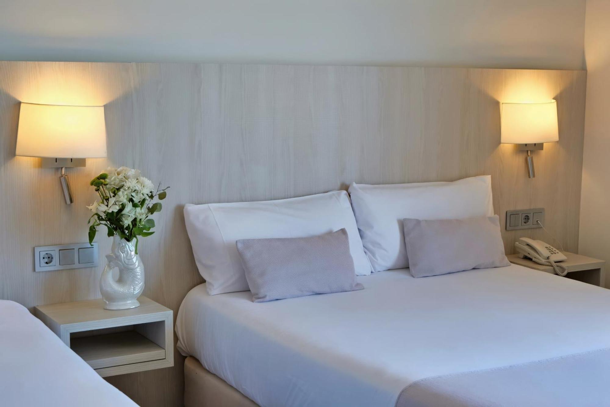 Hotel Marina Roses Luaran gambar